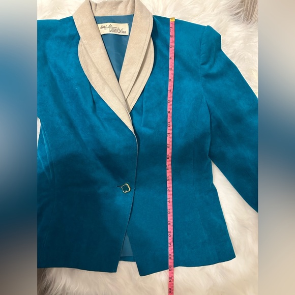 VINTAGE SUEDE Jacket - Picture 11 of 11